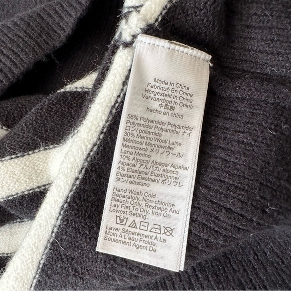 NWT J Crew Chunky crewneck sweater in Supersoft yarn - Picture 7 of 9